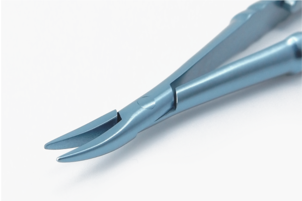 3-223 Needle Holder Curved Medium No Lock 9mm