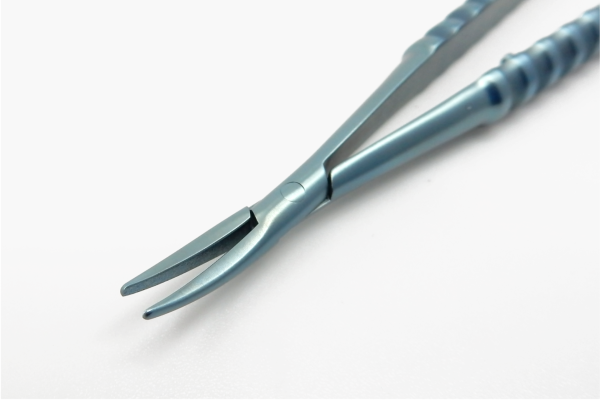 33-225 Needle Holder Curved Heavy No Lock 12mm