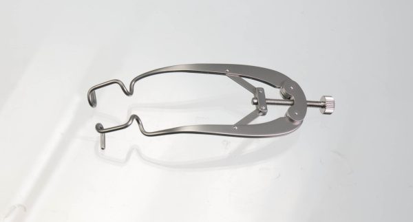 ES-0451 Fishkind Adjustable Eye Speculum 15mm