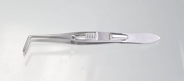 F-4405 Jameson Muscle Forceps Left