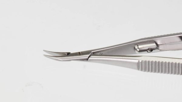 N-0070 McPherson Needle Holder Curved Extra Delicate Locking 10mm
